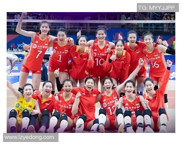 中国足球明星与女排的完美结合展现体育魅力与国民热情